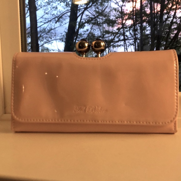 [Ted Baker] Jeweled Kiss Clasp Bobble Matinee Long Wallet in Light Pink - Picture 3 of 14
